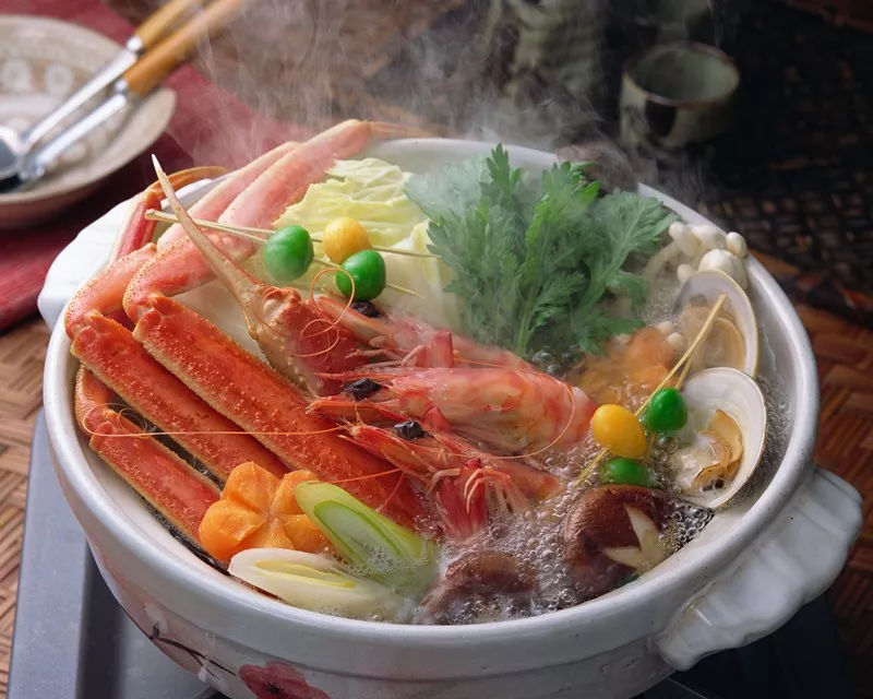 金旗舰 | 海鲜+温泉双倍满足，这个年会有点嗨！